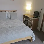 No 3 Frühstückspension 4*