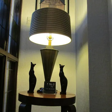 No 3 Bed & Breakfast 4*